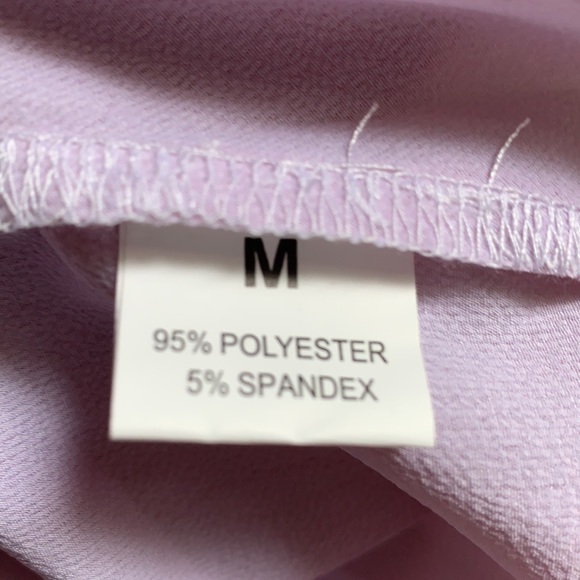 Pink & white flowy blouse. Medium - Picture 5 of 6